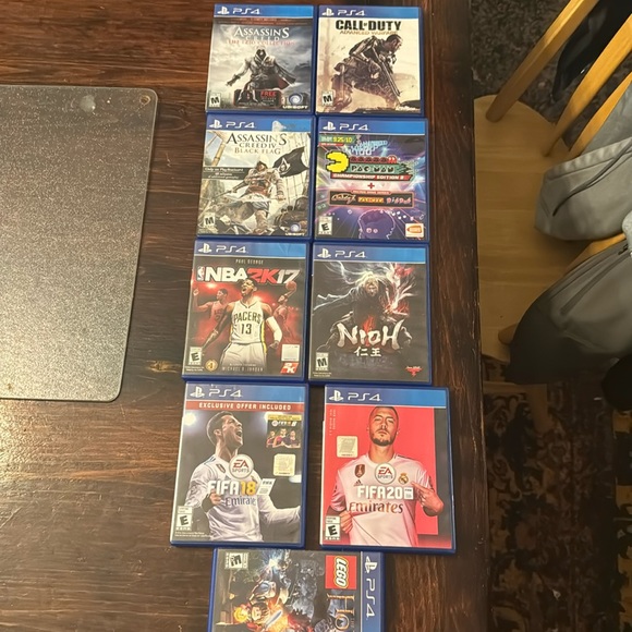 Other - PS4 bundle all in great condition